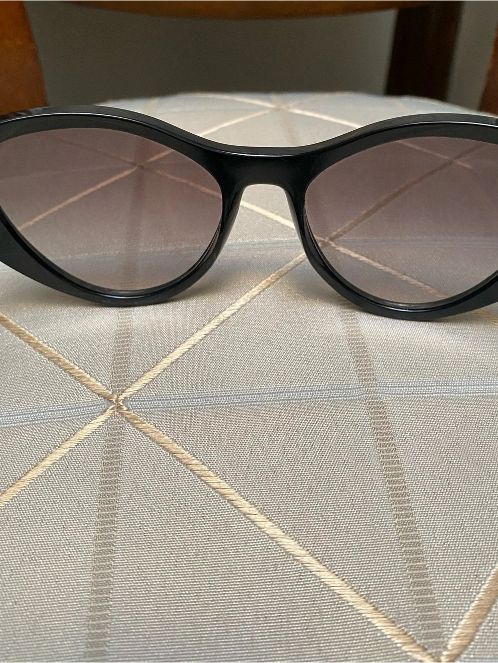 Prada Oversized Black Cat-Eye Sunglasses - Picture 4 of 9